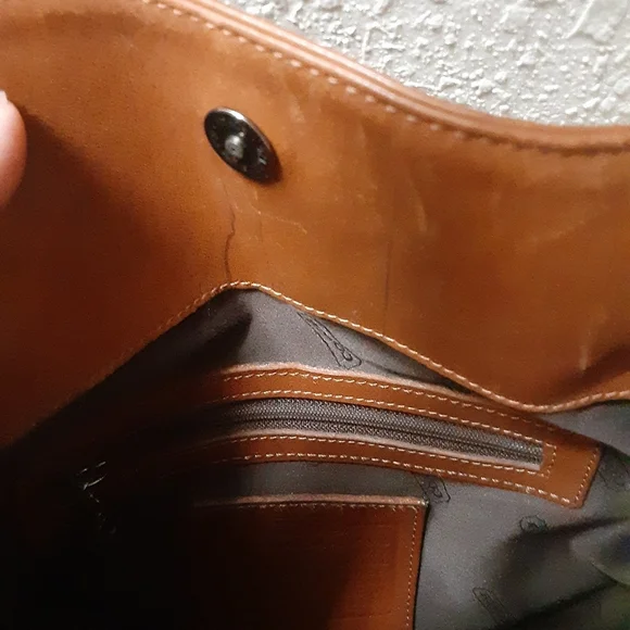 Coach Small Bucket Handbag - Picture 5 of 10